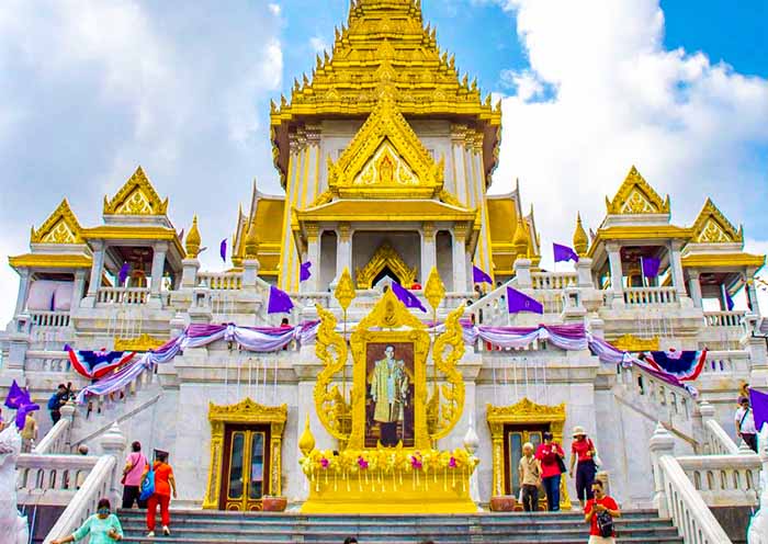 bangkok-wat-traimit-700-2