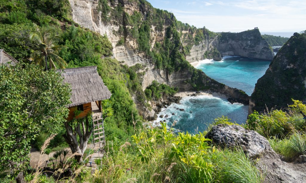 nusa-penida-treehouse-instagram-famous-rumah-pohon-header-1800x1080
